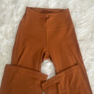 SHR LULULEMON GROOVE FLARE